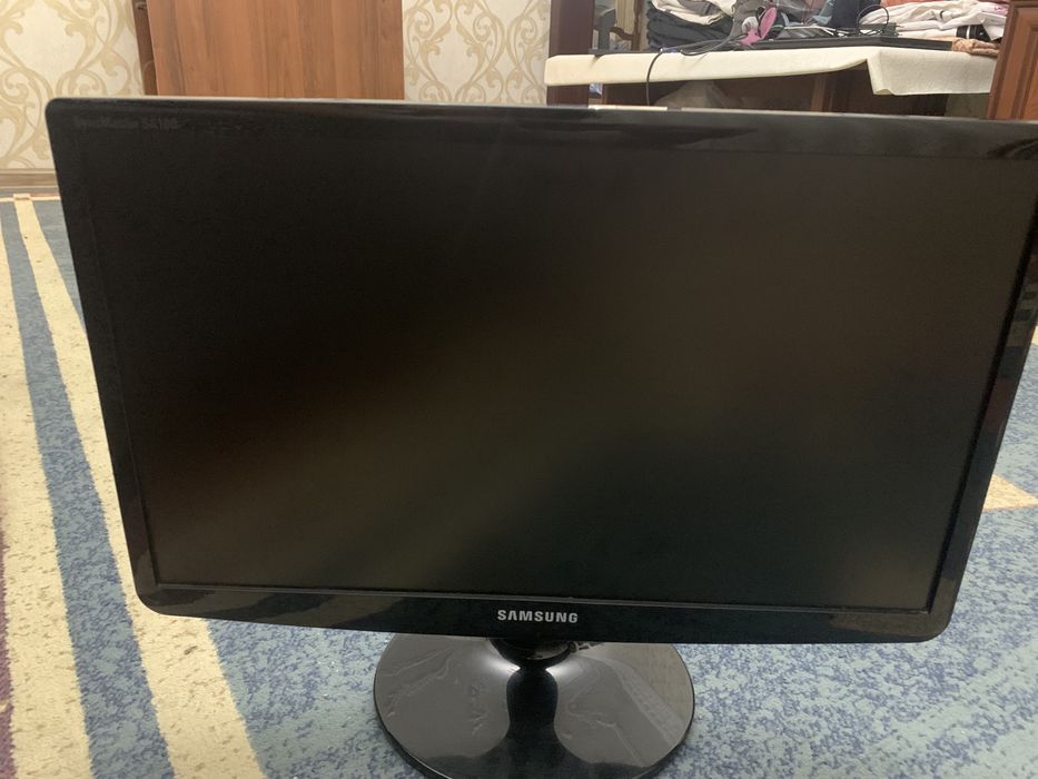 Монитор самсунг 1920:1080