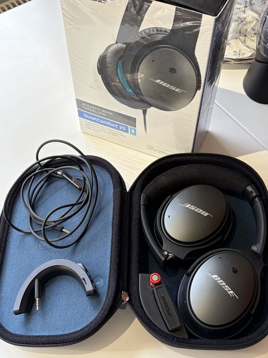 Casti Bose QC 25 cu bluetooth si anularea zgomotului exterior
