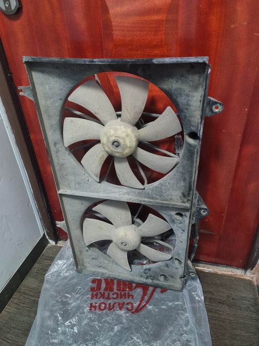 Дифузор радиатора камри 30 2,4 л