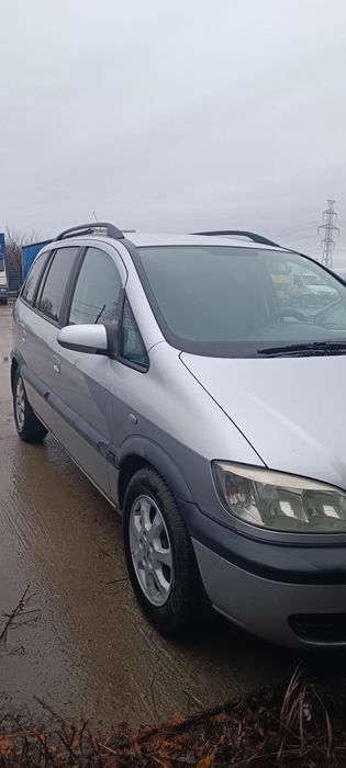 Vand Opel Zafira pentru piese