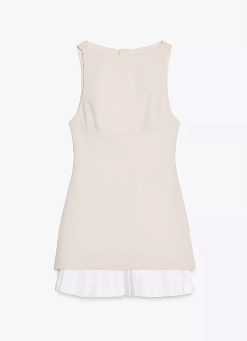 Zara страхотна бежова рокля