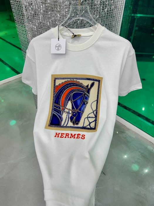 Oferta! Tricou luxury si model foarte rar. Toate mărimile