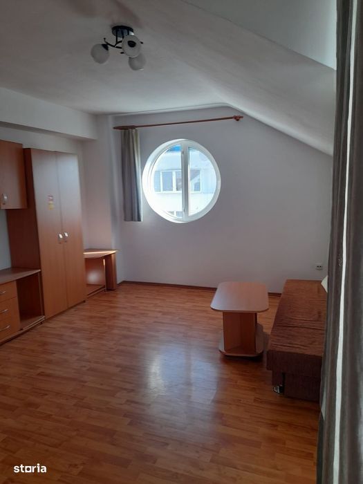 Apartament 3 camere in Europa, cu Garaj indiv. zona benzinariei Mol