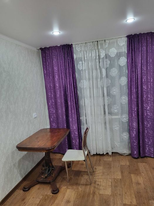 1 ком. Квартира, центр Конституции 49