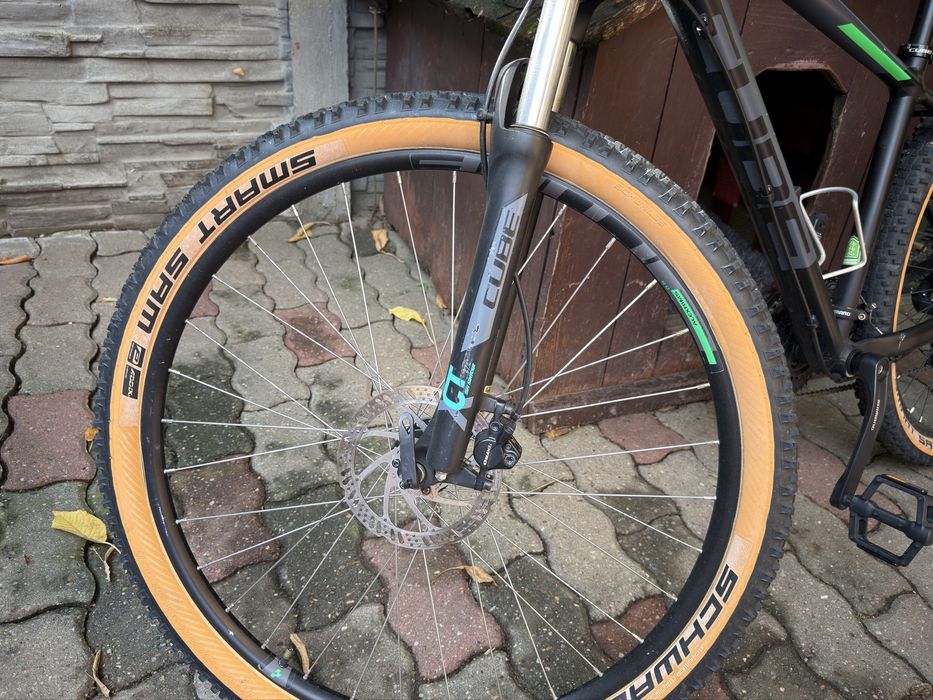 Hardtail CUBE 27.5