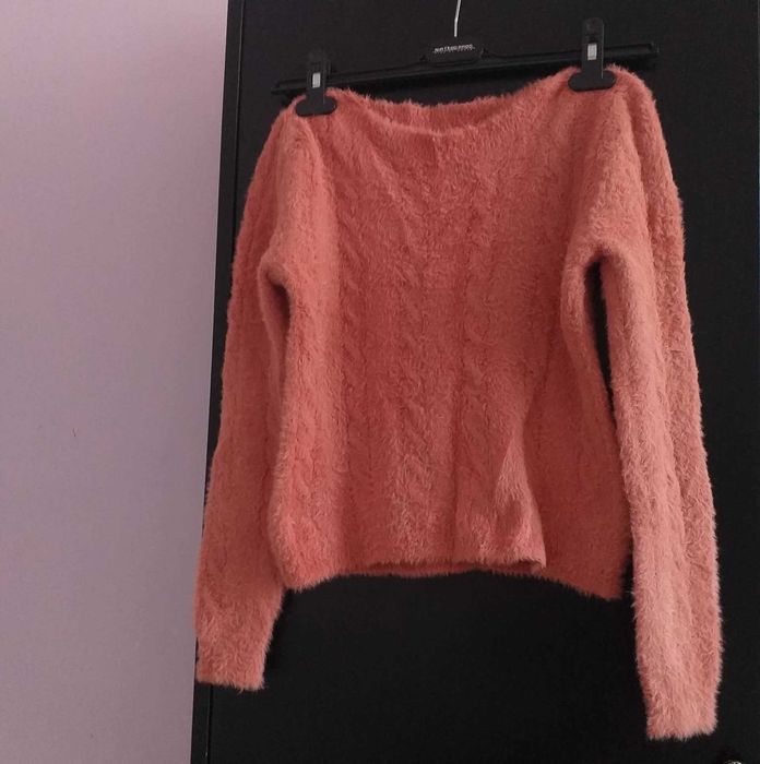 Лот от пухена блузка с къси панталонки