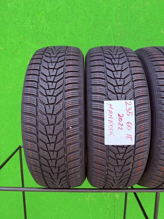 235/60/18 M+S HANKOOK DOT2022 Profil 7.5mm aproape noi
