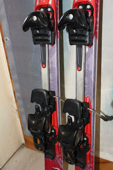 ski/schi de tura Atomic saipal 150 cm+ diamir