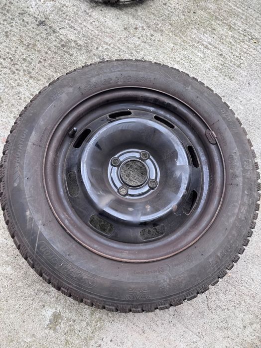 Vand jante cu cauciucuri de iarna 185/65/R15