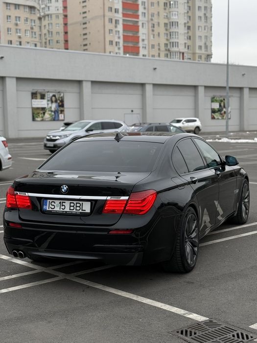 BMW seria 730D  f01