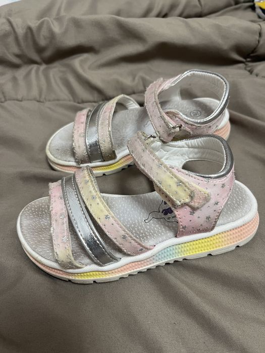 Sandale elegante marimea 26
