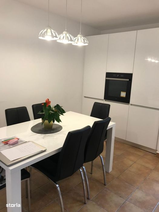 Central, spre inchiriere ap. 2 camere + loc de parcare