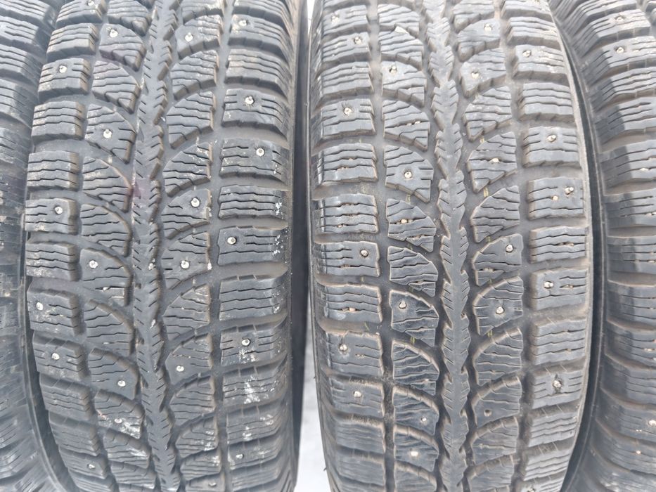 Продам зимние шины R15