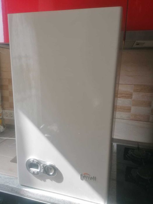 Vind centrala ferroli pentru piese 200 lei