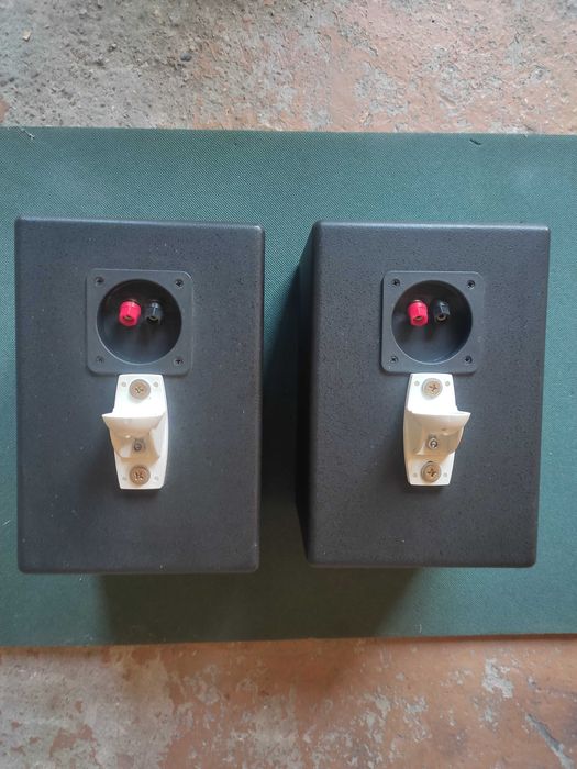 тонколони - 50w , 80Hz - 22000Hz