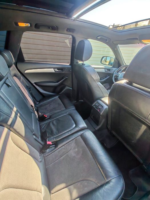 Vând Audi q5 Quattro S-line