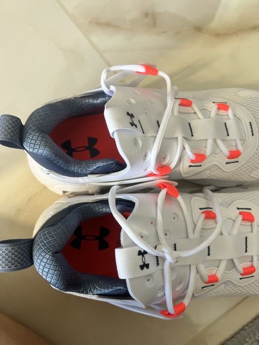 Маратонки Under Armour Hovr MEGA MVMNT