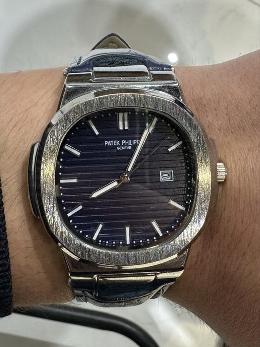 Soat sotiladi holati yangi