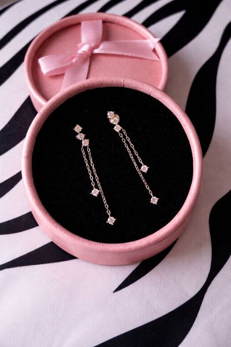 Серебро серёжки отдам за  199