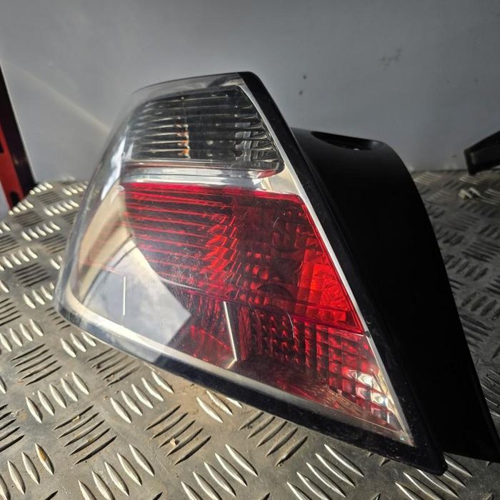 Stop aripa stanga semnal fumuriu Opel Astra H GTC