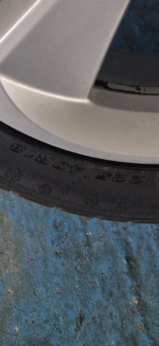 jante aliaj r18 cu anvelope de iarna