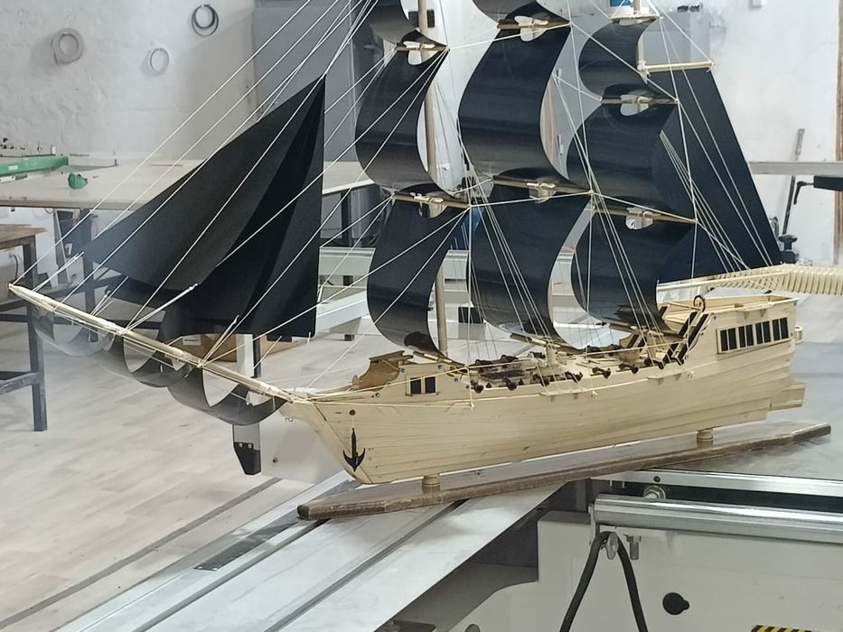 Корабль ручной работы