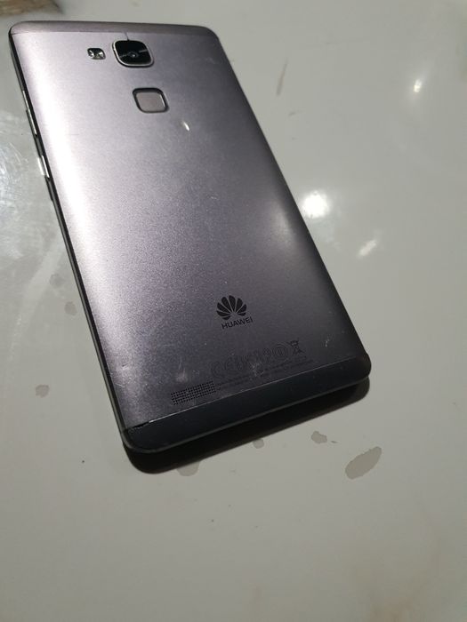На запчасти Huawei mate 7