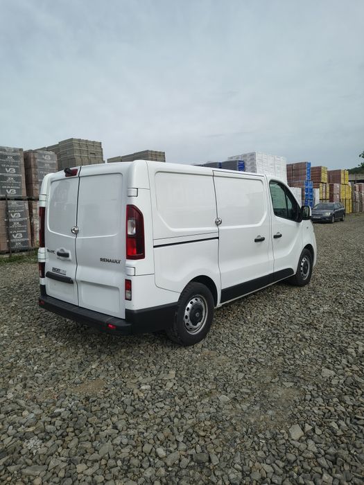 RENAULT Trafic 2017 — imagine 4