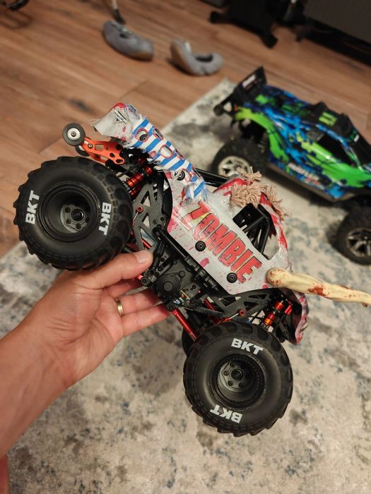 Automodel RC Losi mini lmt brushless