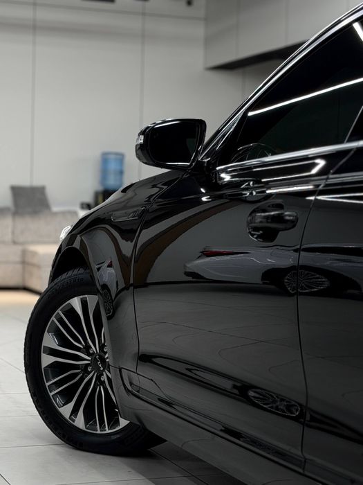 Kia K9 Premium 2023
