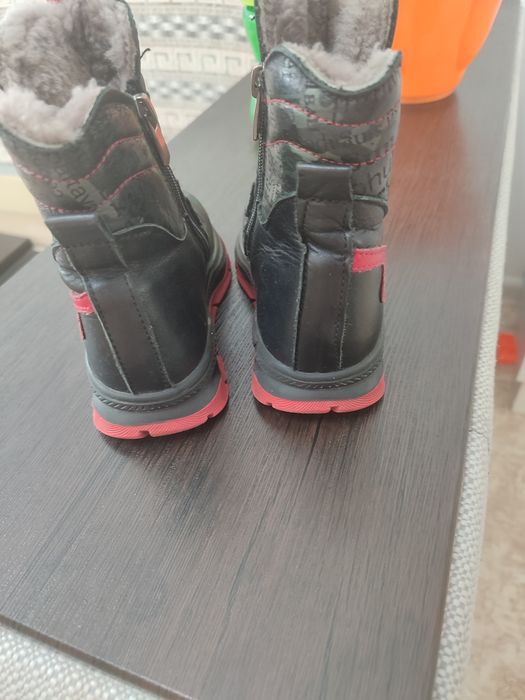 Детский зимний сапоги