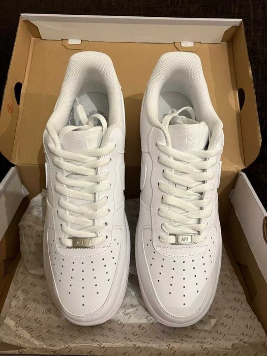 Nike Air Force 1 Triple White 07 (36-47 номер)