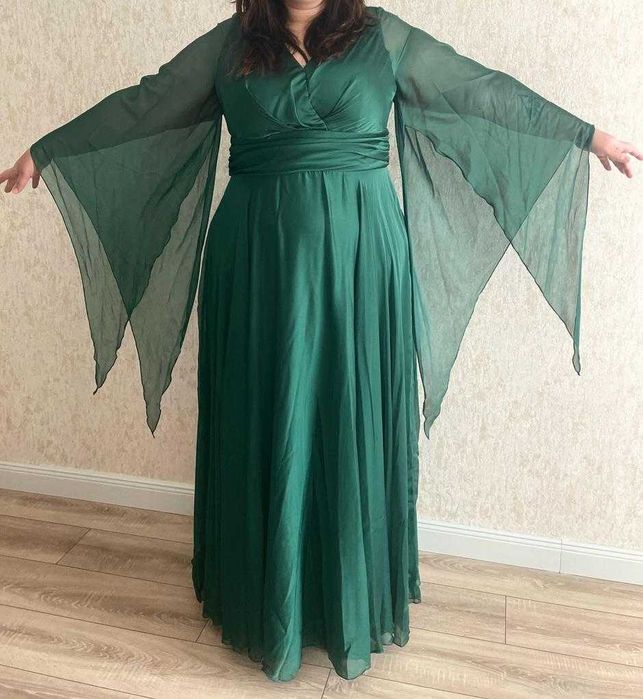 Продам шикарное вечернее платье