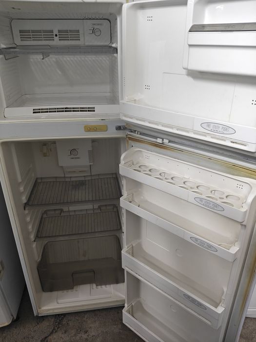 Продам холодильник