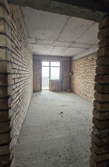 3/9/10. Спутник 7, Янгихает (Сергели). Квартира 100 м² (коробка).