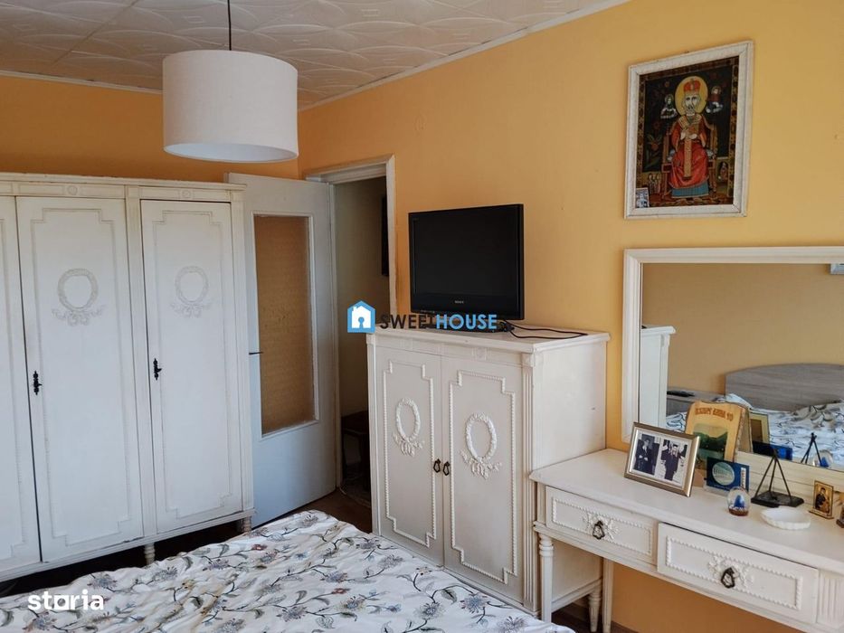 Apartament cu 4 Camere  Zona Ultracentrala  B-Dul Unirii