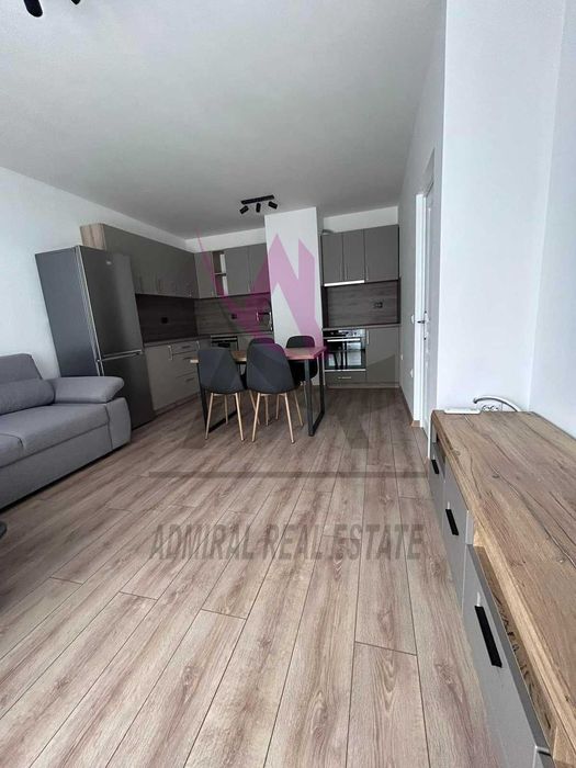 Дава се под наем Тристаен апартамент в Варна, Трошево - 100 кв.м за 650 € - Снимка #1