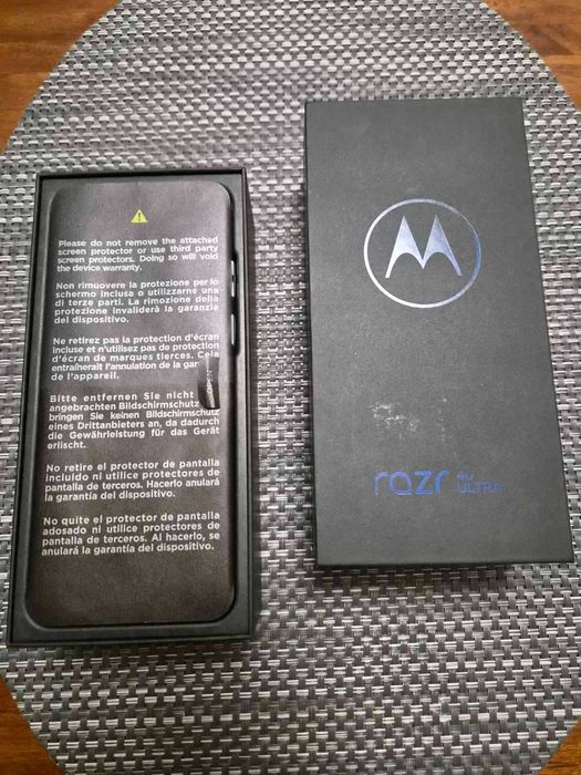 Motorola razr 40 ultra ПЕРФЕКТЕН