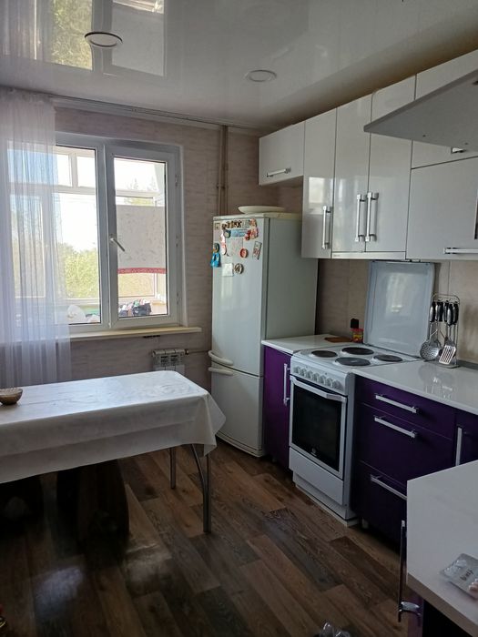 Продам трехкомнатную квартиру