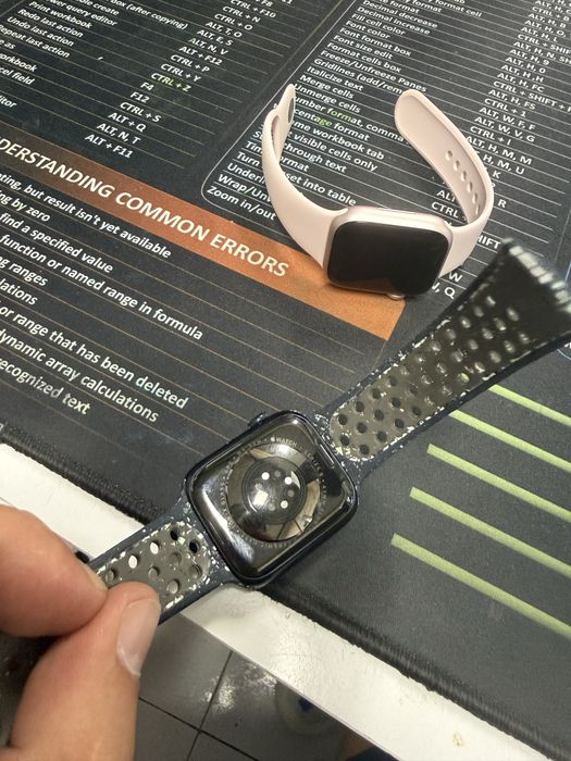Apple Watch Series 9 41mm și 45mm, 2 bucăți, stare foarte bună