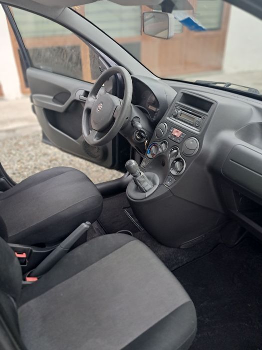 Vând Fiat panda an 2010