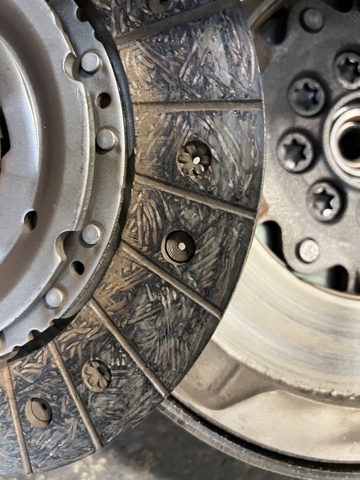 Kit ambreiaj volanta 320d 318d bmw f10 f30 e90 e60 n47d20a/c