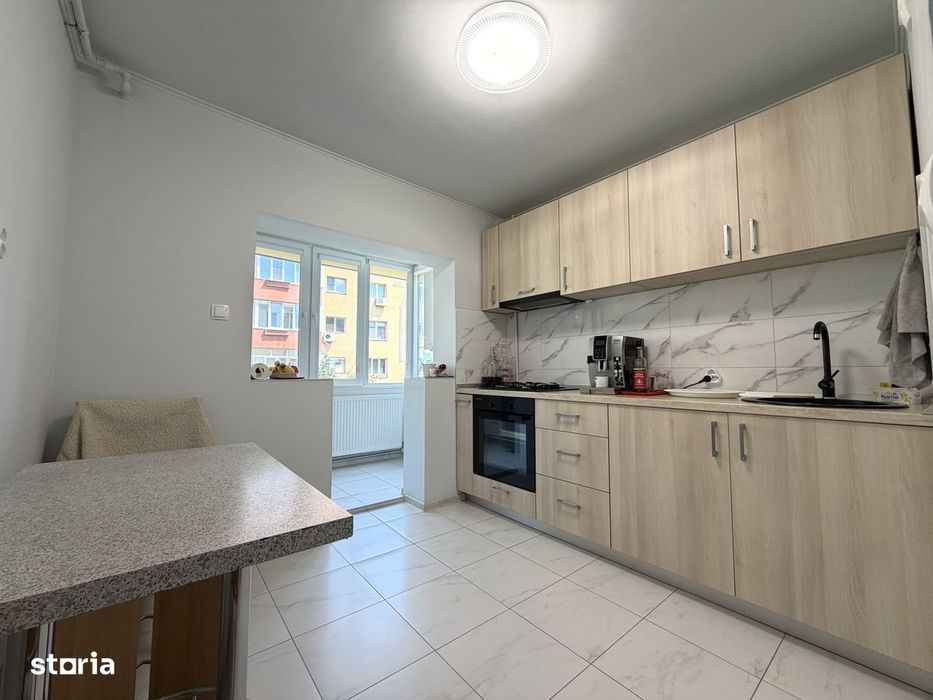 Apartament 3 camere, 68 mp utili, etaj 2, garaj, 2 boxe - Plavat II