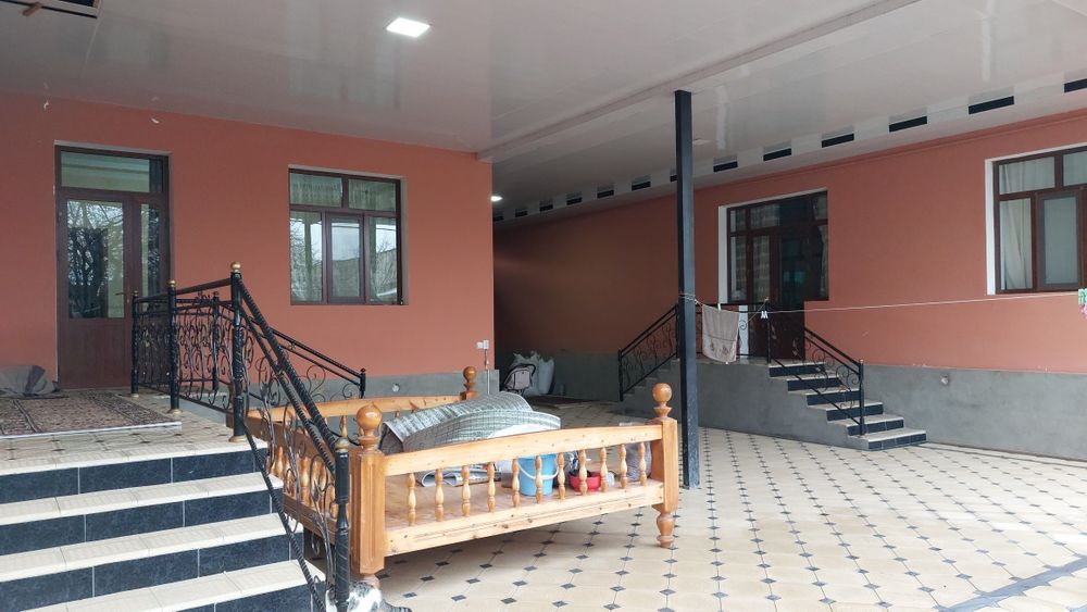 Uy sotiladi. Jizzax shaxar O'ratepalik maxallasi