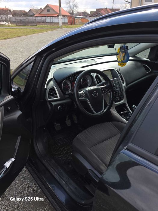 Opel astra j 1,7 cdti 110 cp