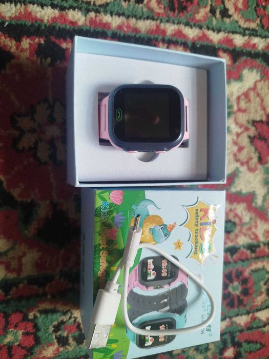 Детские умные смарт часы