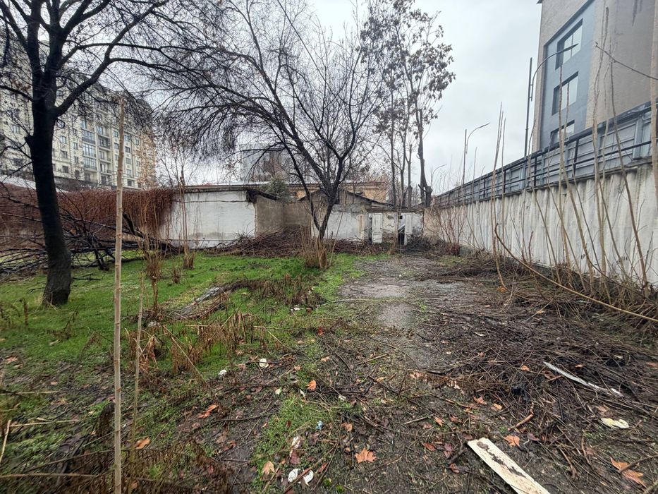 Продается 13.6 соток Юнусабад | Под Бизнес-Центр | Собственность