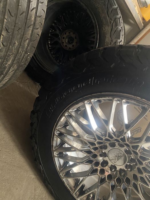 Шины Т/А в отличном состоянии