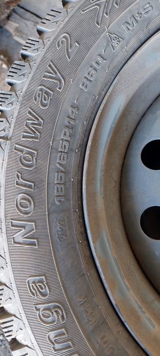 Продам разные шины. С дисками и без.