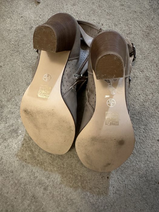 Дамски боти сиви